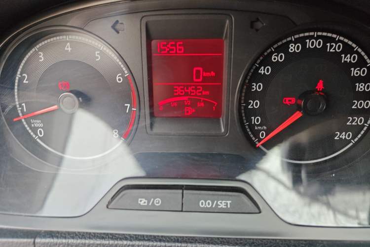 Used Volkswagen Jetta 2017 1.5L Manual Comfort Model Odometer Close Up