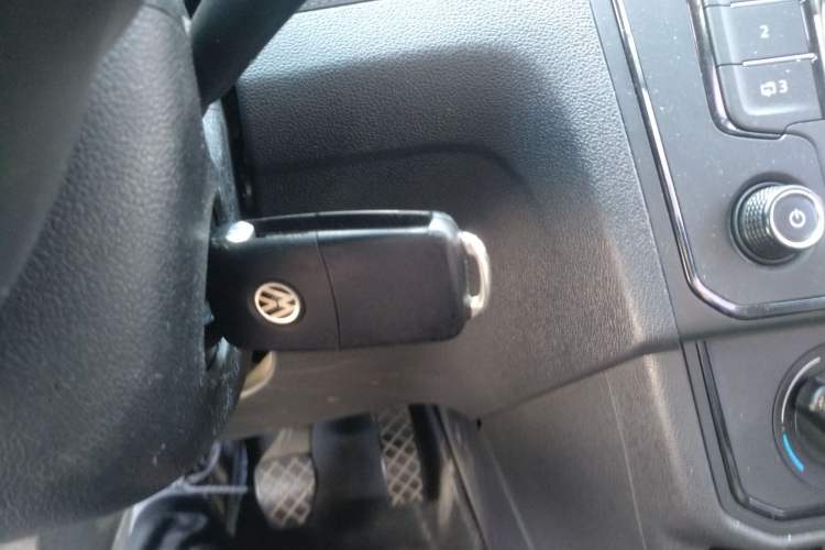 Used Volkswagen Jetta 2017 1.5L Manual Fashion Edition Vehicle Key