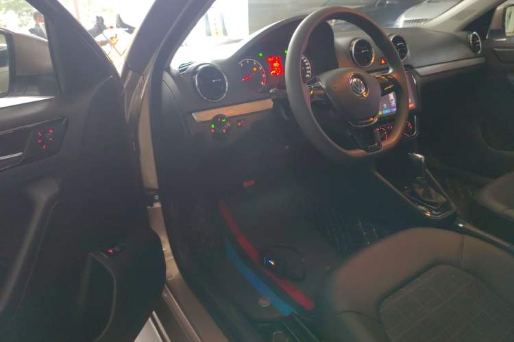 Used Volkswagen Jetta 2017 1.5L Automatic Comfort Model Driver Seat