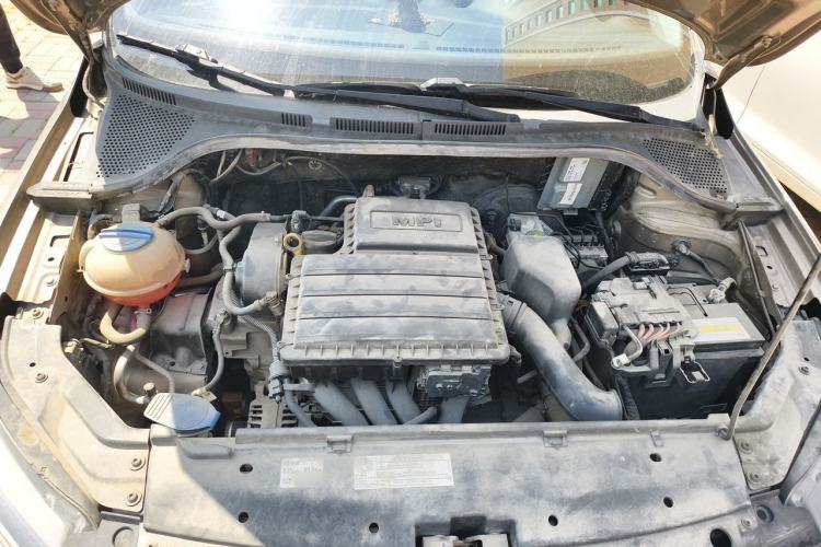 Used Volkswagen Jetta 2017 1.5L Automatic Fashion Model Engine Bay