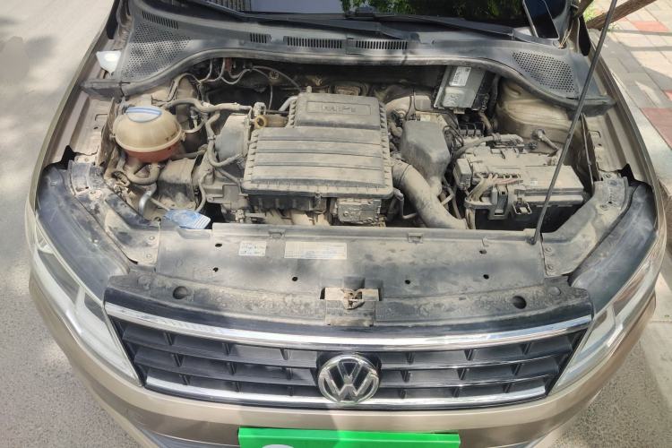 Used Volkswagen Jetta 2017 1.5L Automatic Fashion Model Engine Bay