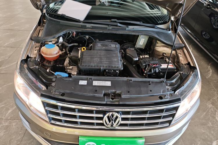 Used Volkswagen Jetta 2017 1.4L Manual Comfort Model Engine Bay