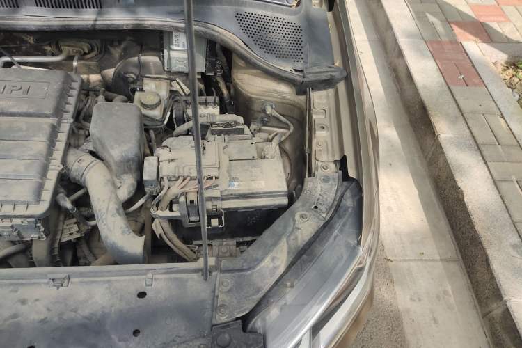 Used Volkswagen Jetta 2017 1.5L Automatic Fashion Model Engine Bay Left