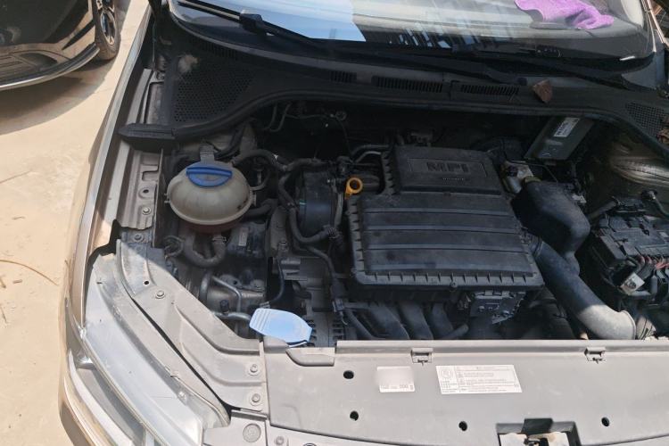 Used Volkswagen Jetta 2017 1.5L Automatic Fashion Model Engine Bay Right