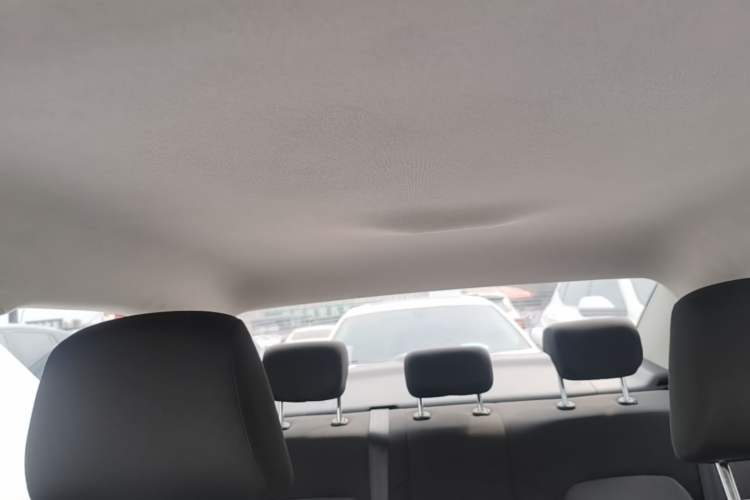 Used Volkswagen Jetta 2017 1.5L Manual Fashion Edition Headliner