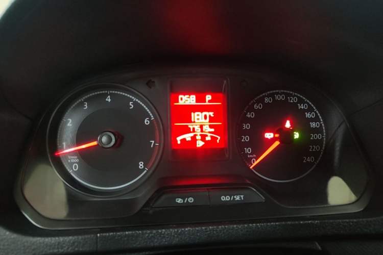 Used Volkswagen Jetta 2017 1.5L Automatic Fashion Model Instrument Cluster