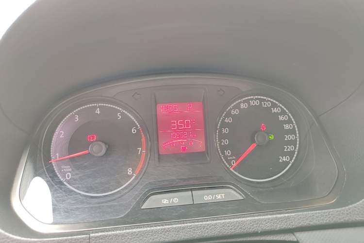 Used Volkswagen Jetta 2017 1.5L Automatic Fashion Model Instrument Cluster