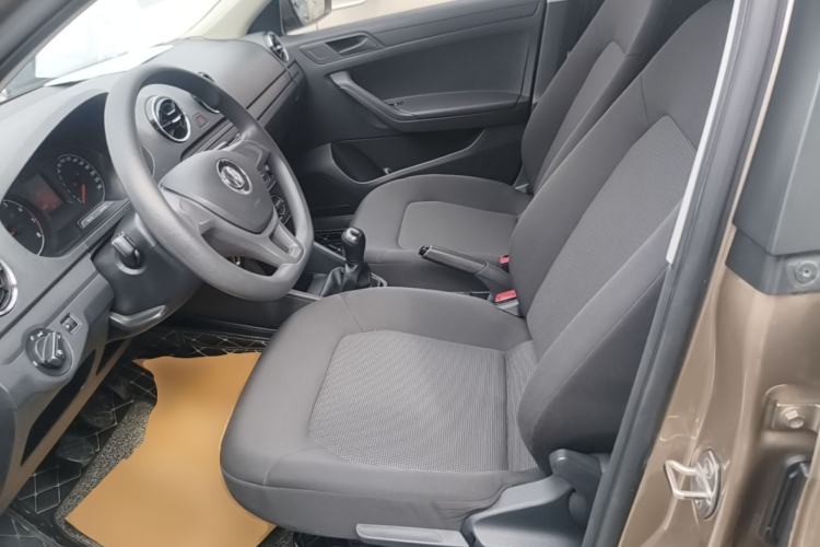 Used Volkswagen Jetta 2017 1.5L Manual Fashion Edition Left Front Seat