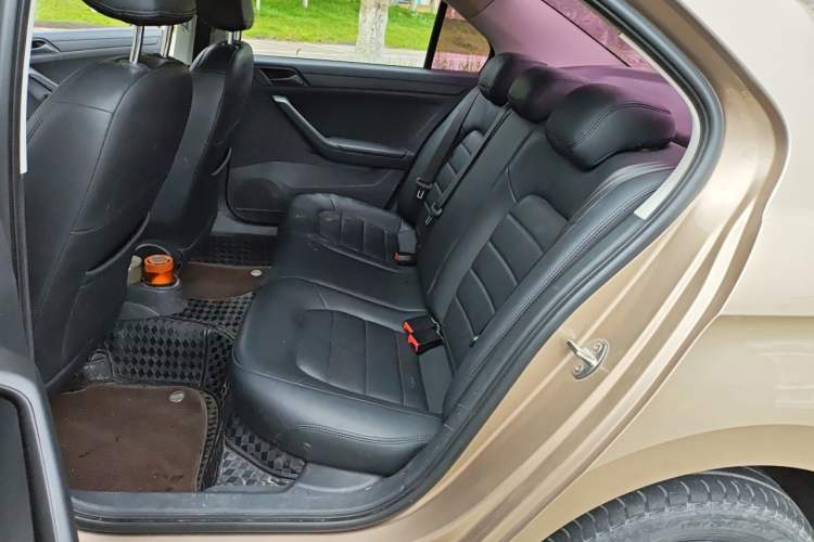 Used Volkswagen Jetta 2017 1.5L Manual Fashion Edition Left Rear Seat