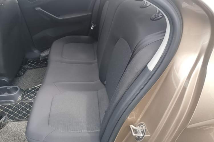 Used Volkswagen Jetta 2017 1.5L Manual Fashion Edition Left Rear Seat