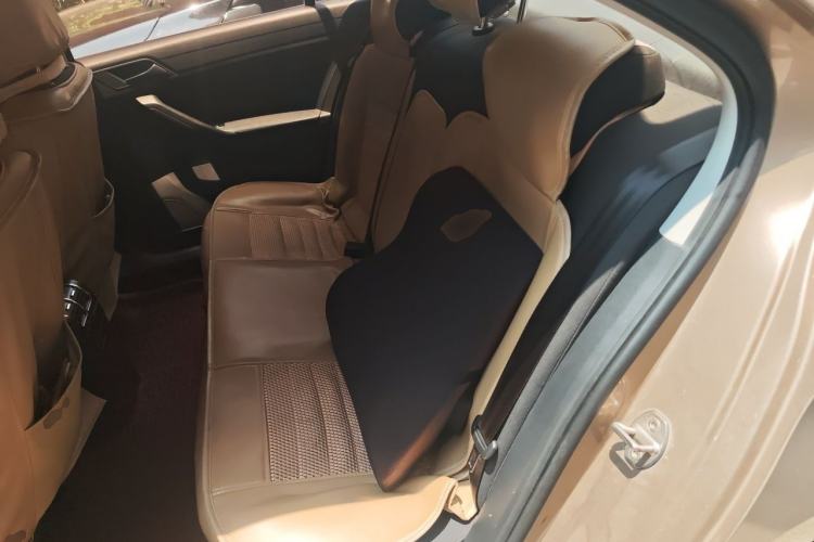 Used Volkswagen Jetta 2017 1.5L Automatic Fashion Model Left Rear Seat