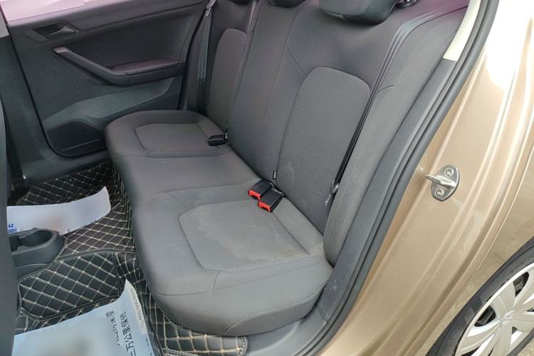Used Volkswagen Jetta 2017 1.5L Automatic Fashion Model Left Rear Seat