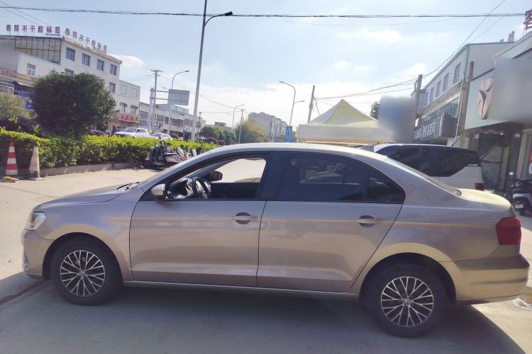 Used Volkswagen Jetta 2017 1.5L Automatic Fashion Model Left Side
