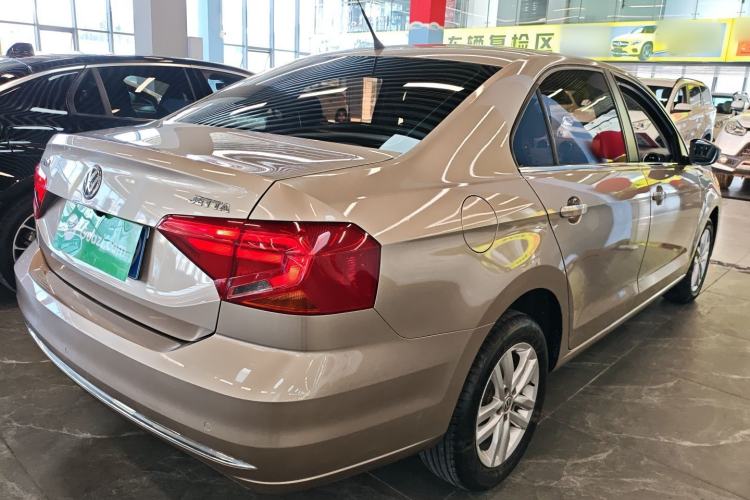 Used Volkswagen Jetta 2017 1.4L Manual Comfort Model Rear Right 45 Deg