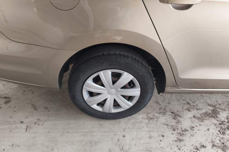 Used Volkswagen Jetta 2017 1.5L Automatic Fashion Model Right Rear Wheel Hub