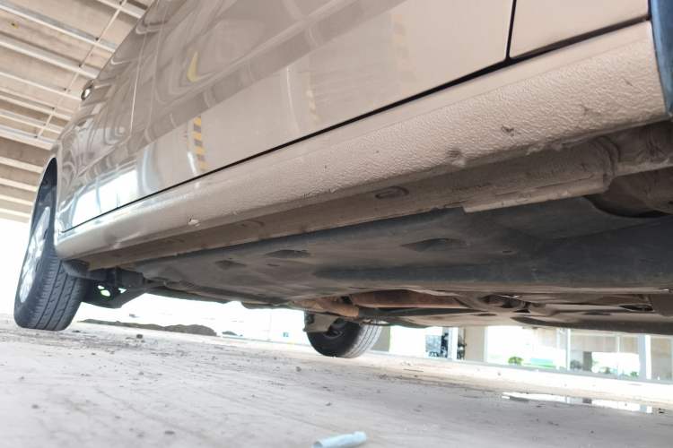 Used Volkswagen Jetta 2017 1.5L Automatic Fashion Model Right Side Sill
