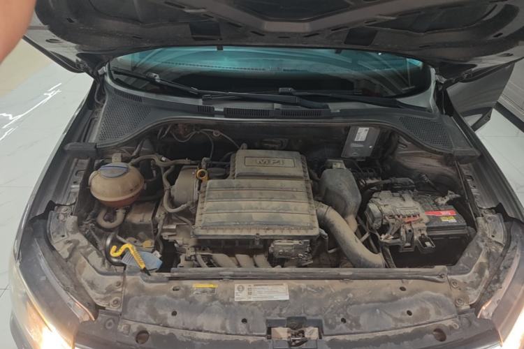 Used Volkswagen Jetta 2017 1.5L Automatic Fashion Model Engine Bay