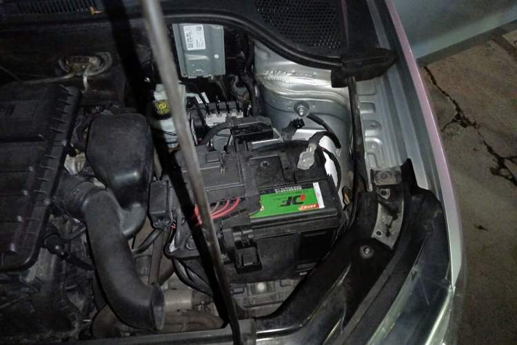 Used Volkswagen Jetta 2017 1.5L Automatic Fashion Model Engine Bay Left