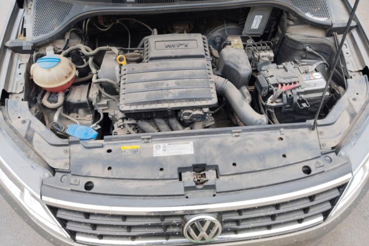 Used Volkswagen Jetta 2017 1.4L Manual Fashion Edition Engine Bay