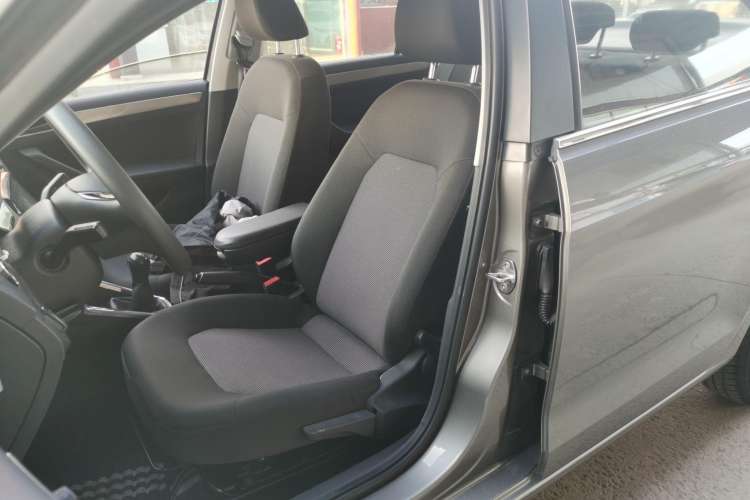 Used Volkswagen Jetta 2017 1.4L Manual Fashion Edition Left Front Seat