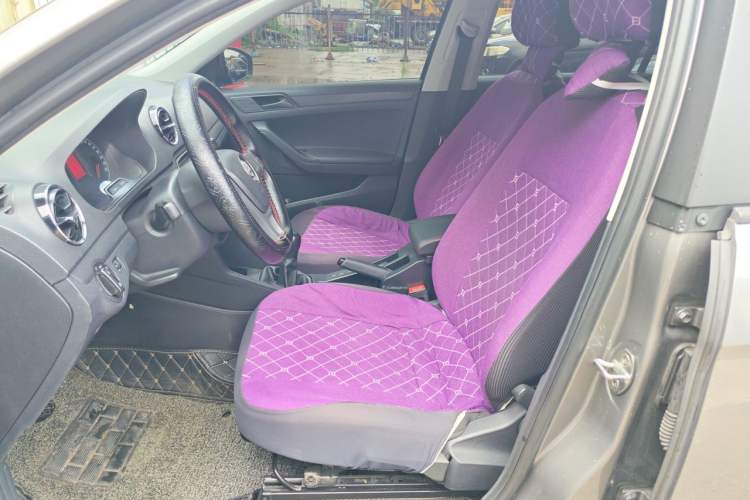Used Volkswagen Jetta 2017 1.4L Manual Fashion Edition Left Front Seat