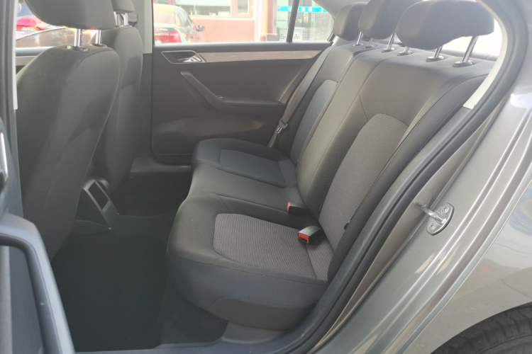 Used Volkswagen Jetta 2017 1.4L Manual Fashion Edition Left Rear Seat