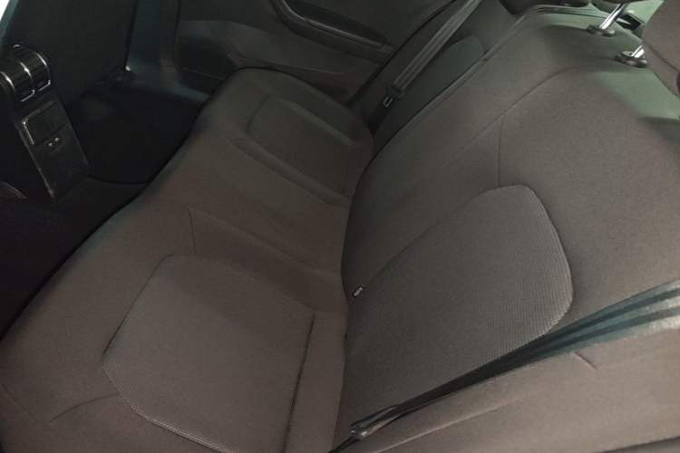 Used Volkswagen Jetta 2017 1.5L Automatic Fashion Model Left Rear Seat