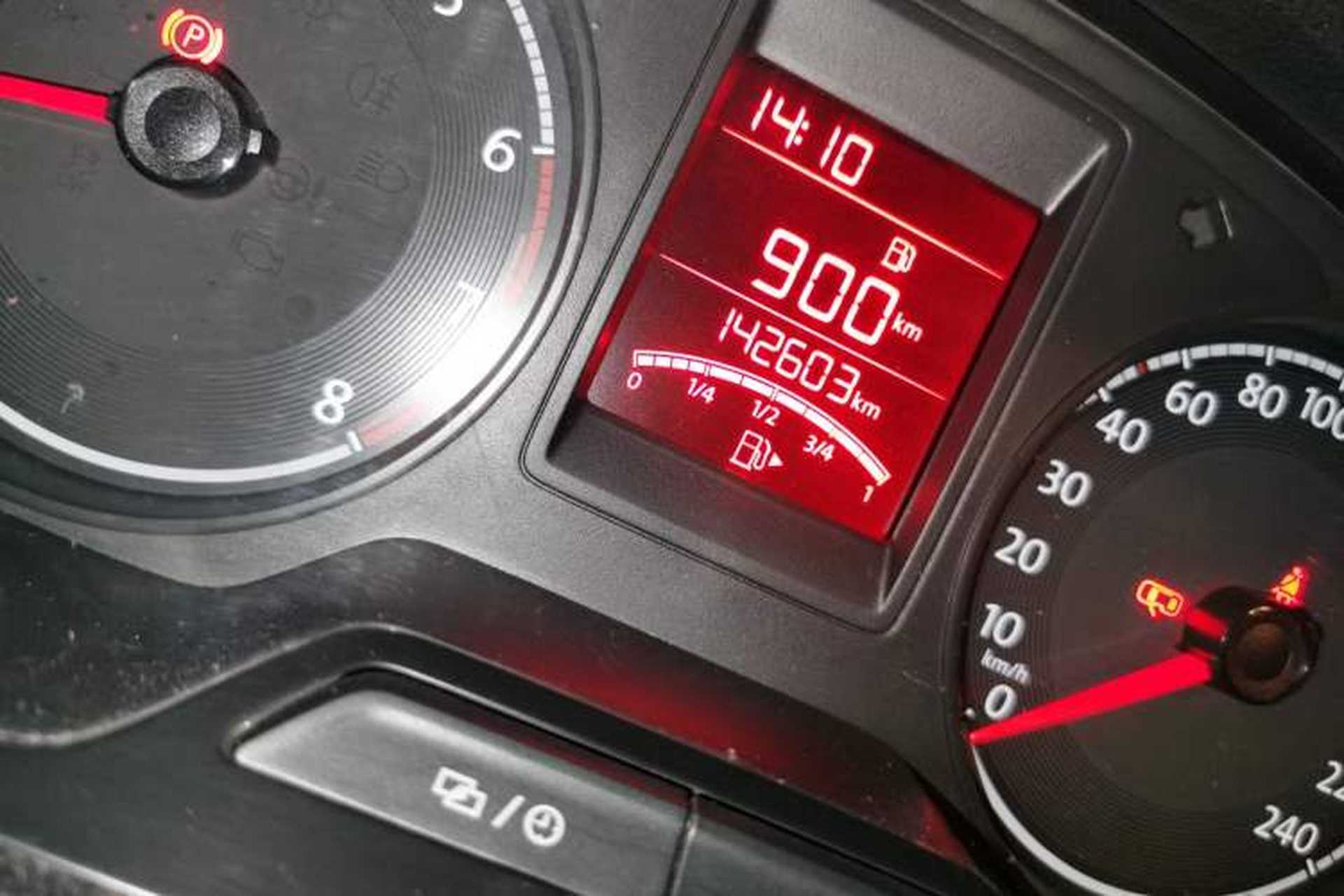 Used Volkswagen Jetta 2017 1.4L Manual Comfort Model Odometer Close Up