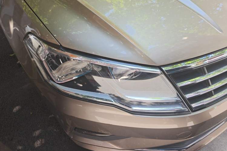Used Volkswagen Jetta 2017 1.5L Manual Comfort Model Right Front Headlight