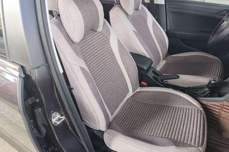 Used Volkswagen Jetta 2017 1.5L Automatic Fashion Model Right Front Seat