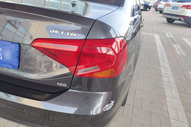 Used Volkswagen Jetta 2017 1.5L Automatic Fashion Model Right Rear Taillight