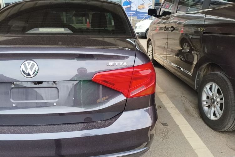 Used Volkswagen Jetta 2017 1.4L Manual Fashion Edition Right Rear Taillight