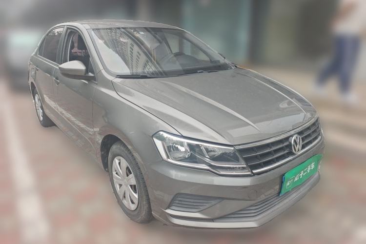 Used Volkswagen Jetta 2017 1.5L Automatic Fashion Model Front Right 45 Deg