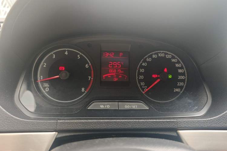 Used Volkswagen Jetta 2017 1.5L Automatic Fashion Model Instrument Cluster