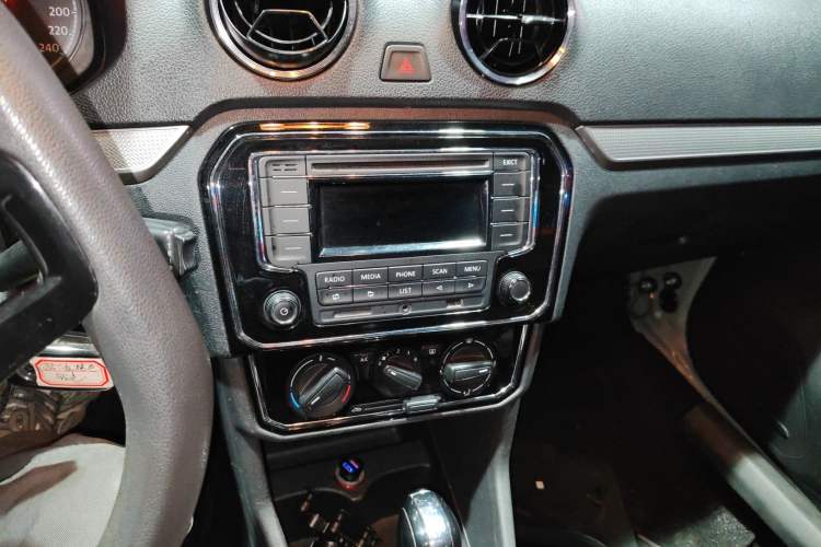 Used Volkswagen Jetta 2017 1.5L Automatic Comfort Model Audio And AC Panel