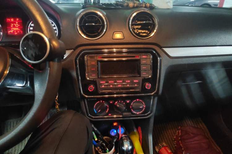 Used Volkswagen Jetta 2017 1.5L Automatic Comfort Model Audio And AC Panel