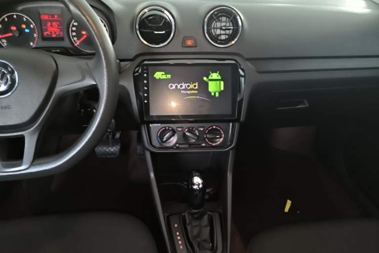 Used Volkswagen Jetta 2017 1.5L Automatic Fashion Model Audio And AC Panel