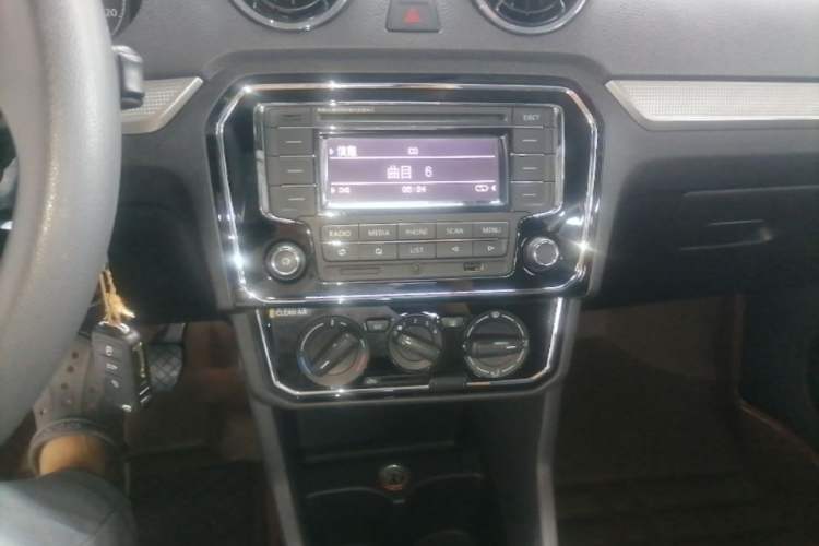 Used Volkswagen Jetta 2017 1.5L Manual Comfort Model Audio And AC Panel