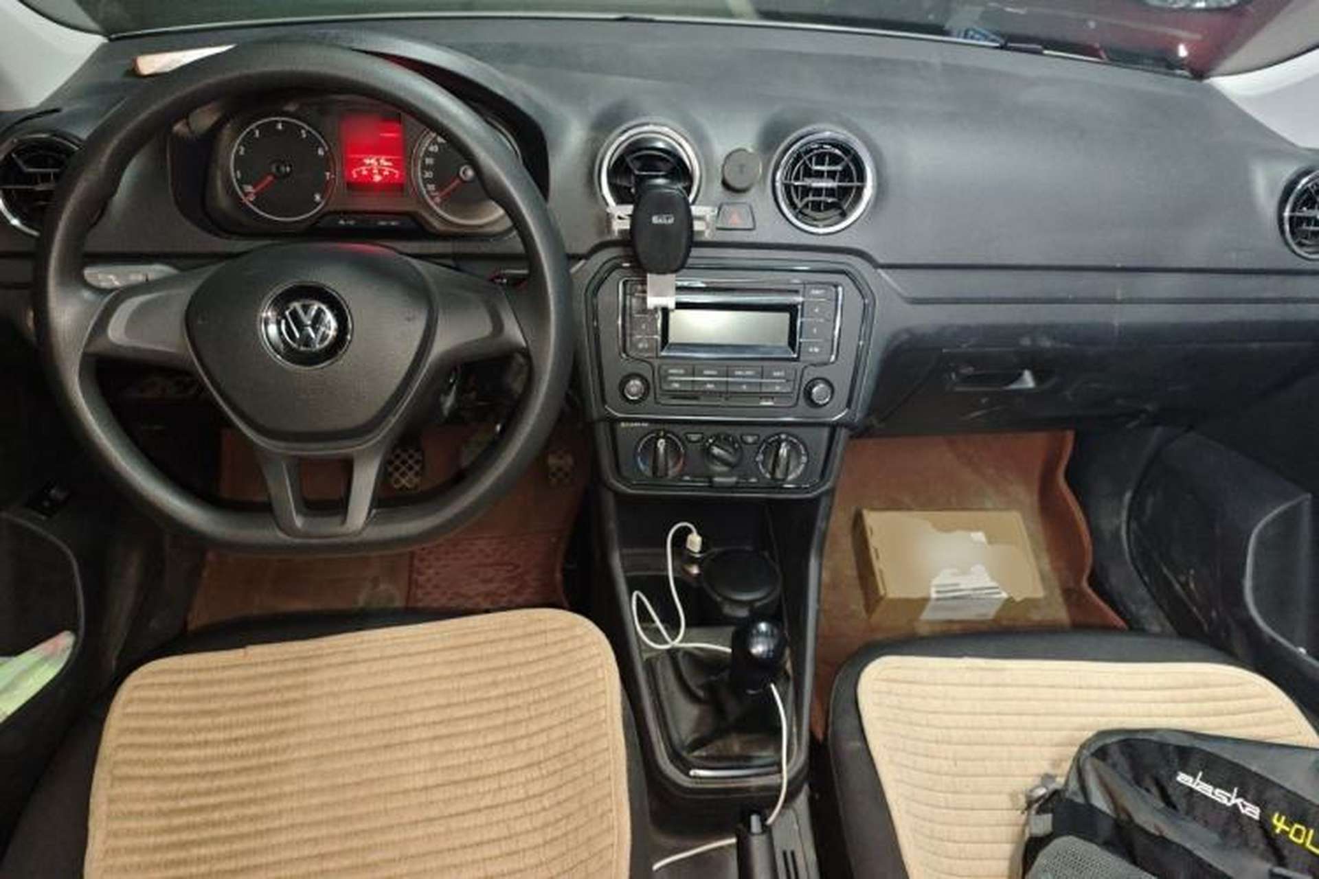 Used Volkswagen Jetta 2017 1.4L Manual Fashion Edition Center Console