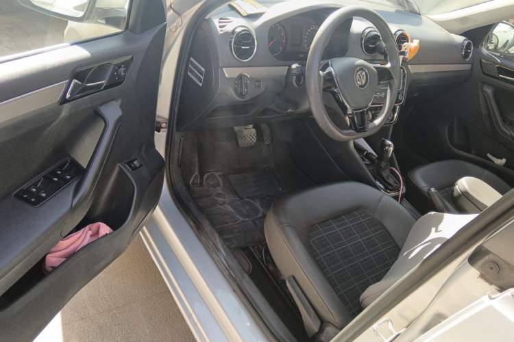 Used Volkswagen Jetta 2017 1.5L Automatic Comfort Model Driver Seat