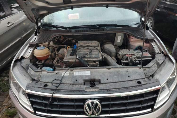 Used Volkswagen Jetta 2017 1.4L Manual Fashion Edition Engine Bay