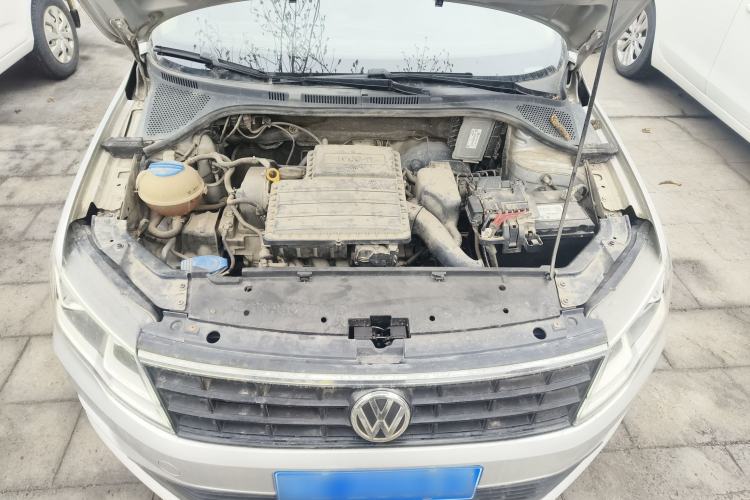 Used Volkswagen Jetta 2017 1.4L Manual Fashion Edition Engine Bay