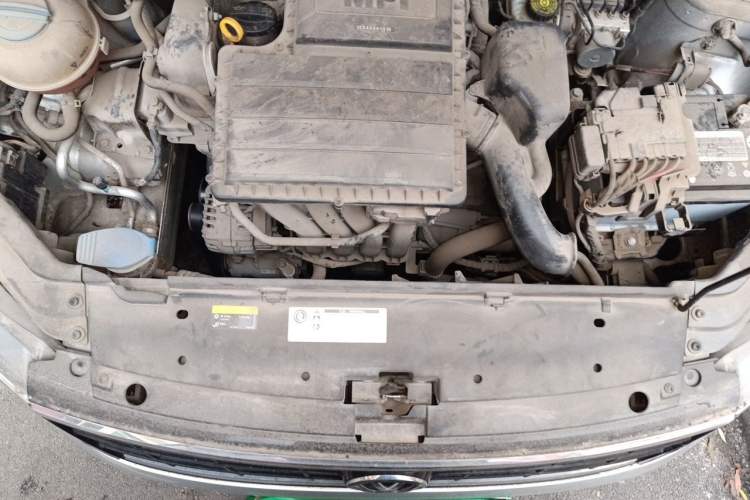Used Volkswagen Jetta 2017 1.4L Manual Fashion Edition Engine Bay