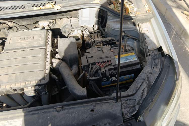 Used Volkswagen Jetta 2017 1.5L Automatic Comfort Model Engine Bay Left