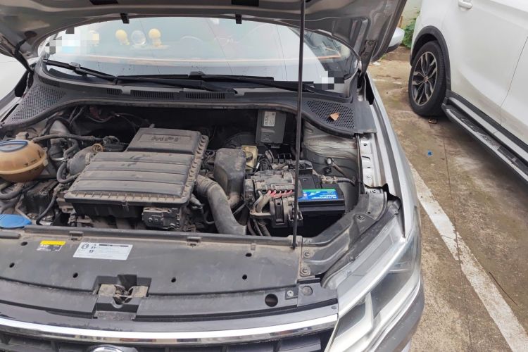 Used Volkswagen Jetta 2017 1.5L Automatic Fashion Model Engine Bay Left