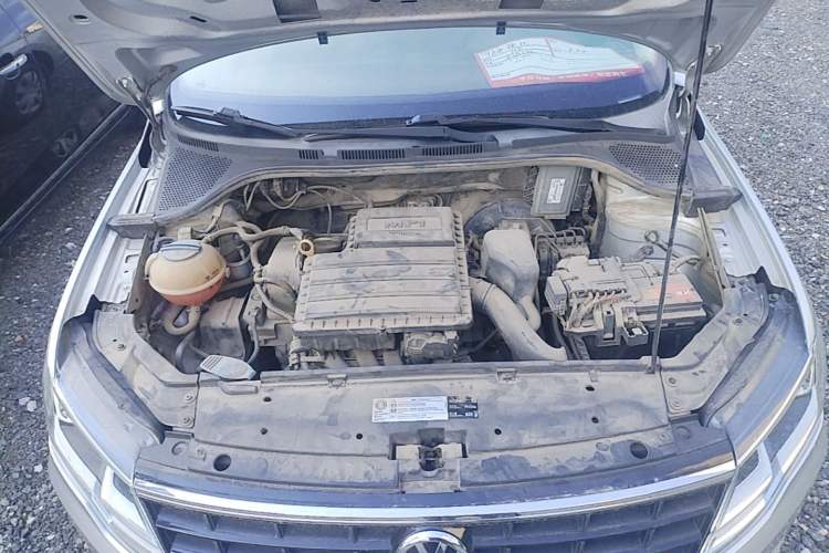 Used Volkswagen Jetta 2017 1.4L Manual Fashion Edition Engine Bay
