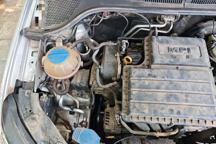 Used Volkswagen Jetta 2017 1.5L Manual Comfort Model Engine Bay Right