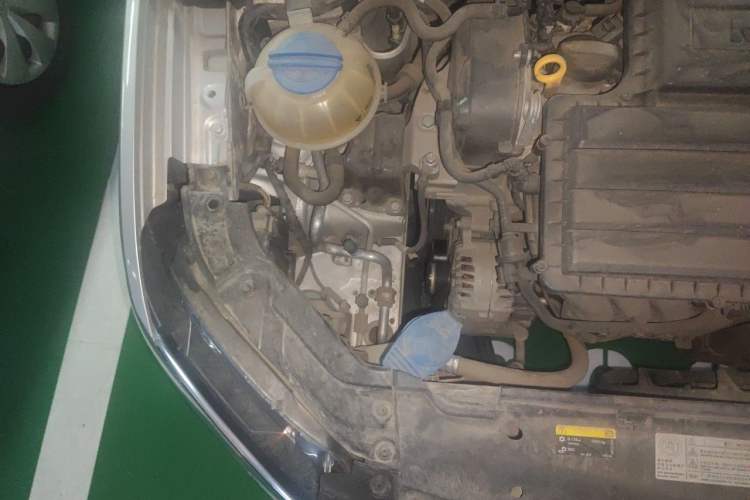 Used Volkswagen Jetta 2017 1.5L Manual Comfort Model Engine Bay Right