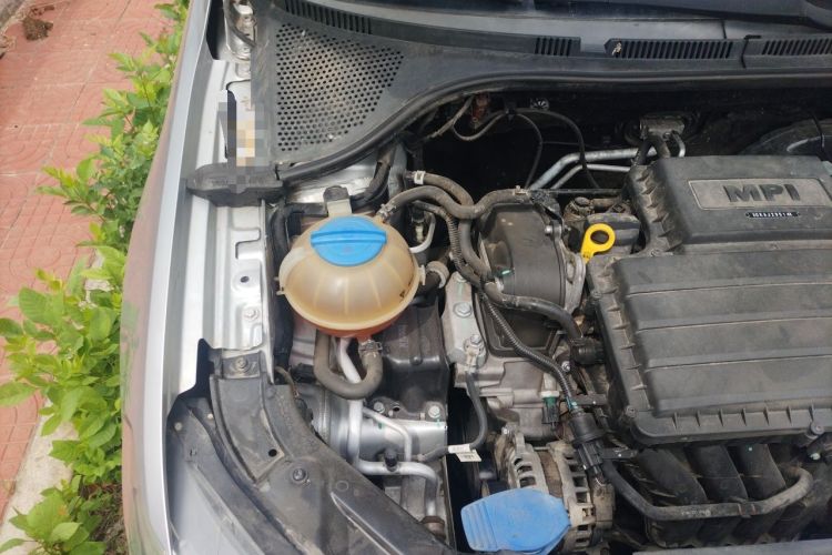 Used Volkswagen Jetta 2017 1.4L Manual Comfort Model Engine Bay Right