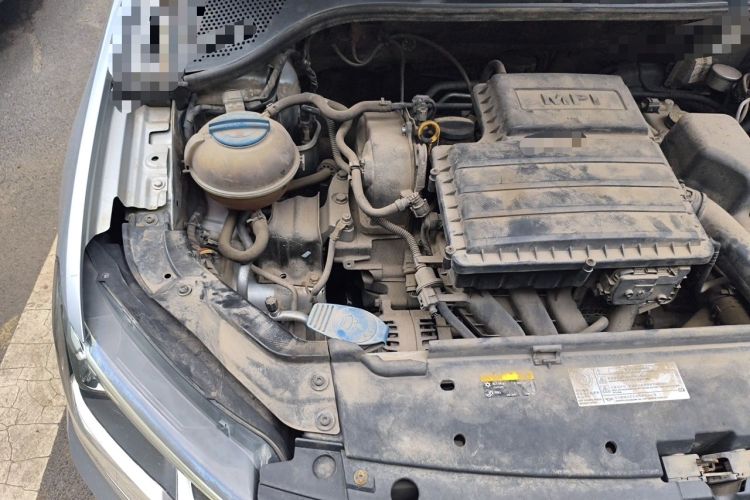 Used Volkswagen Jetta 2017 1.5L Automatic Fashion Model Engine Bay Right